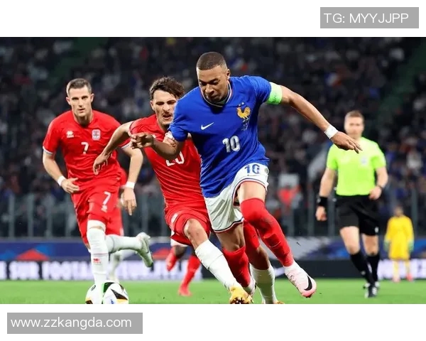 2008年欧洲杯经典对决回顾法国与意大利的巅峰对决精彩集锦 2008年欧洲杯经典对决回顾法国与意大利的巅峰对决精彩集锦